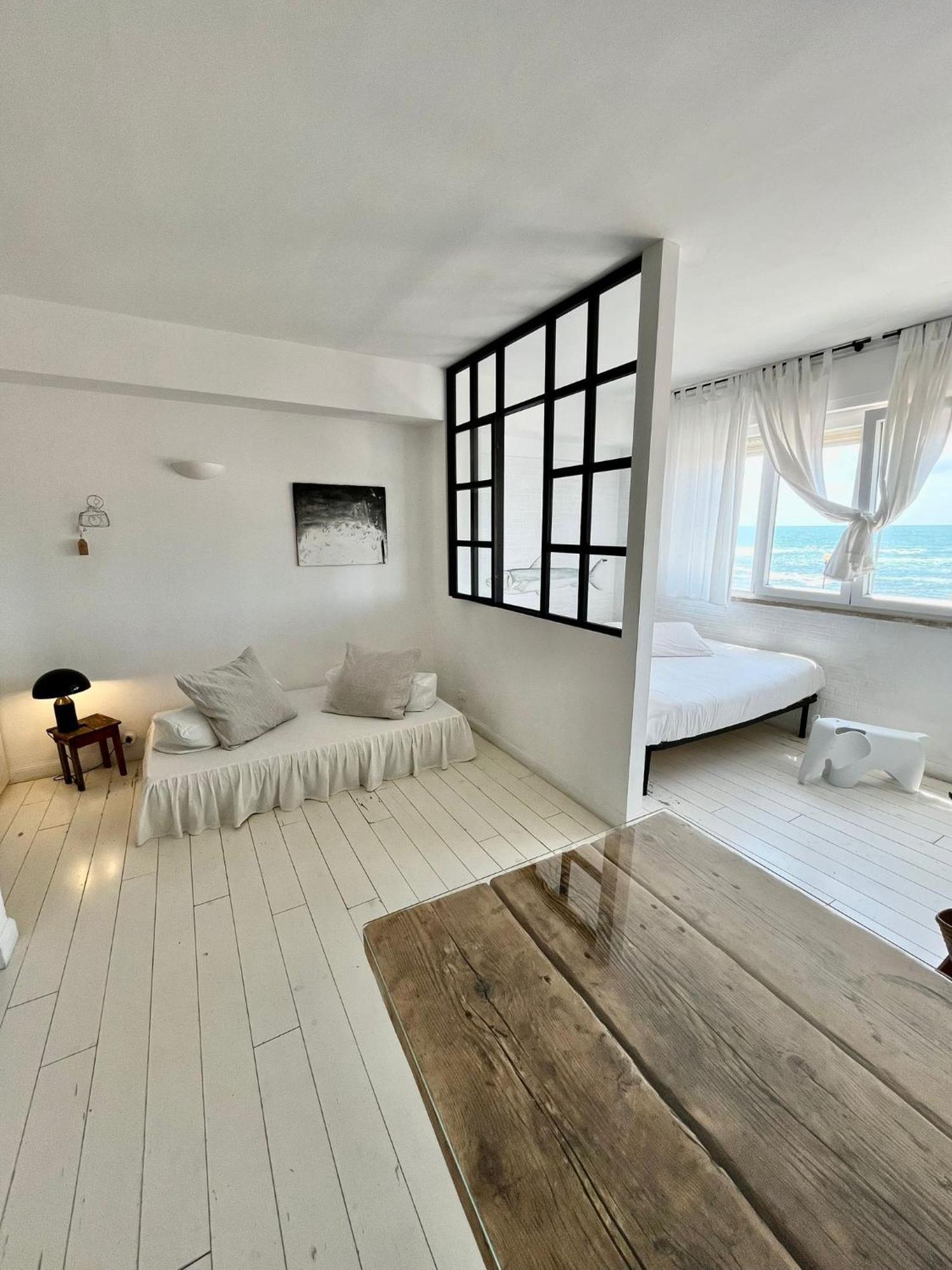 Sunset Loft Apartment Livorno Cameră foto
